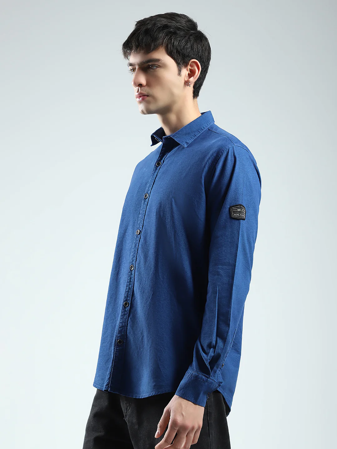 Men Blue Solid Collar Full Sleeve Shirt - Image 3