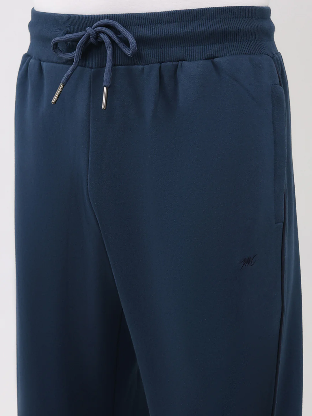 Men Blue Solid Collar Full Sleeve Winter Tracksuit - Image 8