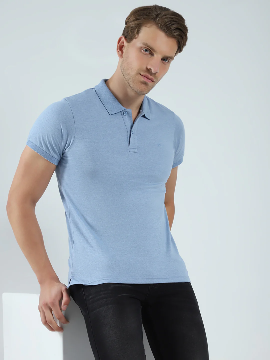 Men Blue Solid Collar Half Sleeve T-Shirt - Image 6