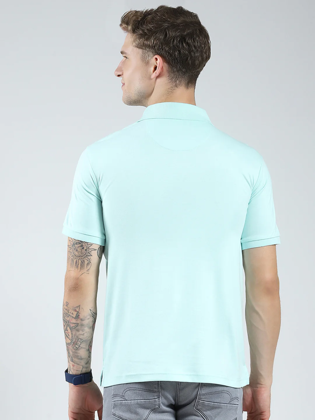 Men Blue Solid Collar Half Sleeve T-Shirt - Image 5