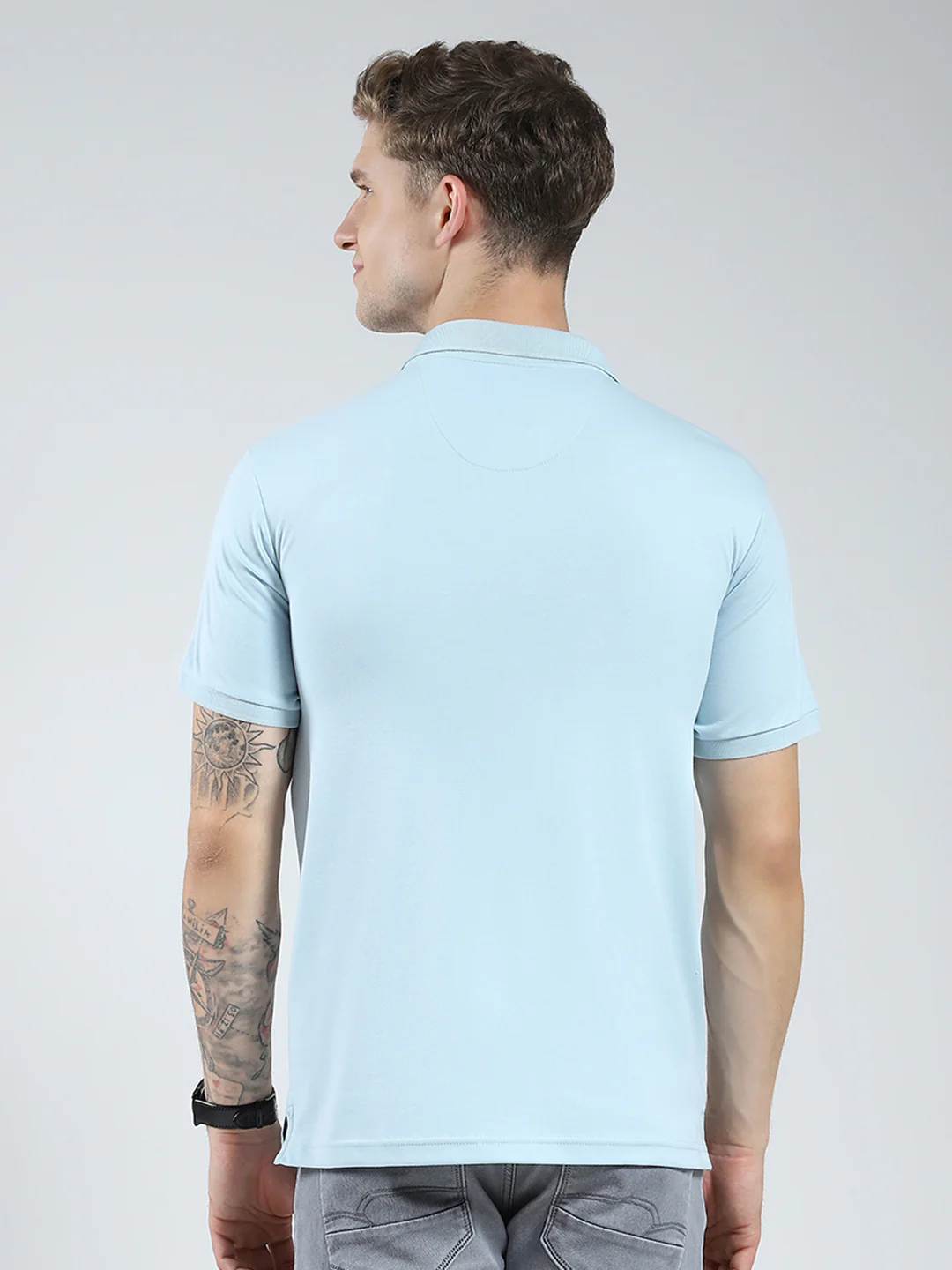 Men Blue Solid Collar Half Sleeve T-Shirt - Image 5