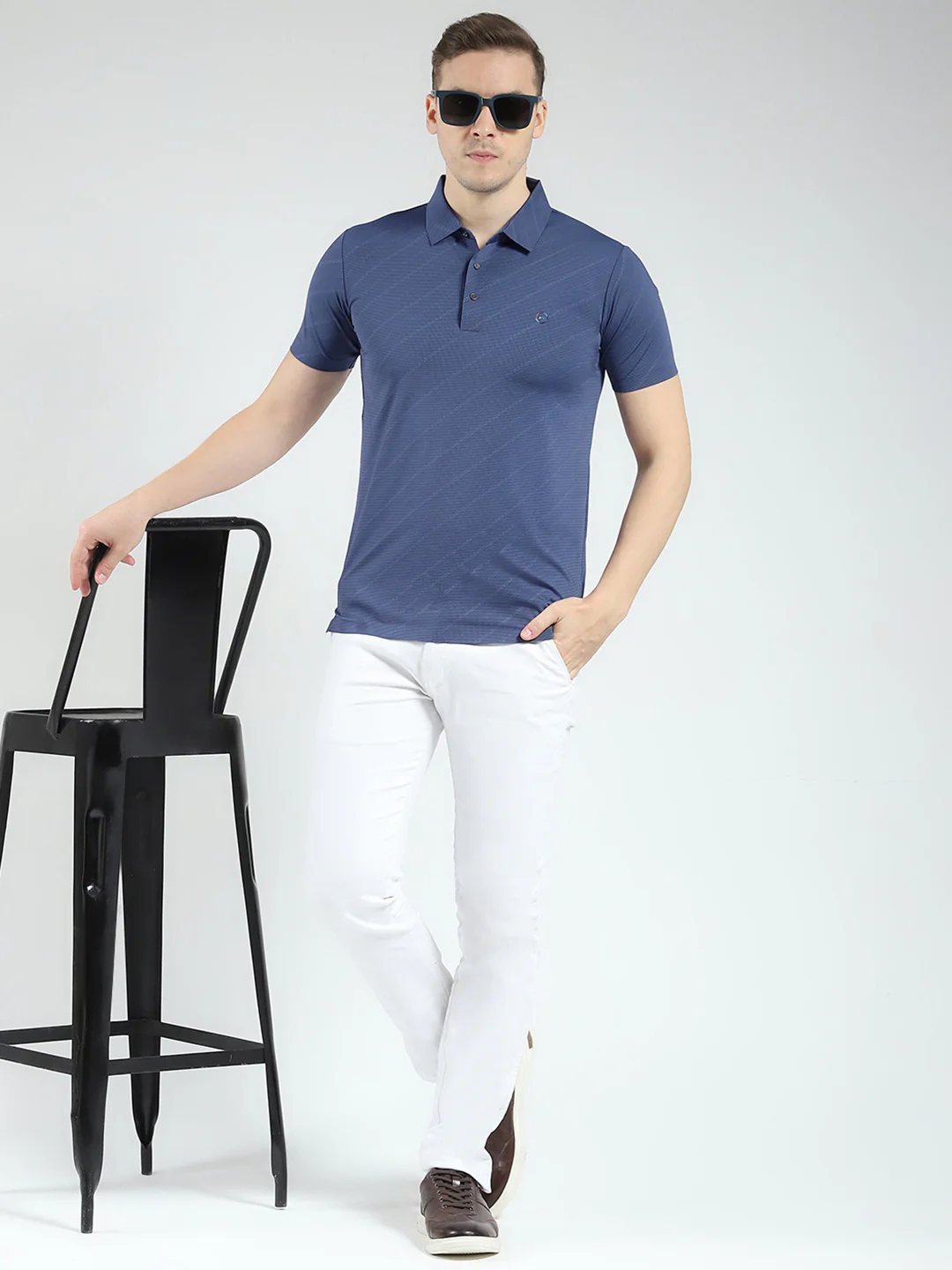Men Blue Solid Collar Half Sleeve T-Shirt - Image 2