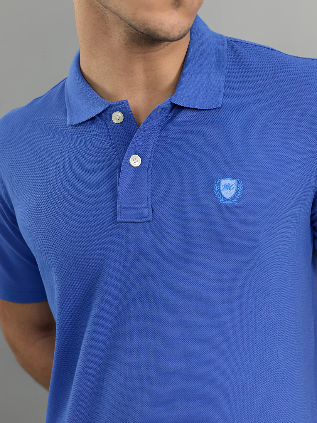 Men Blue Solid Collar Half Sleeve T-Shirt - Image 5