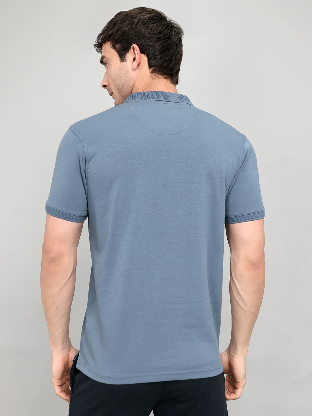 Men Blue Solid Collar Half Sleeve T-Shirt - Image 5