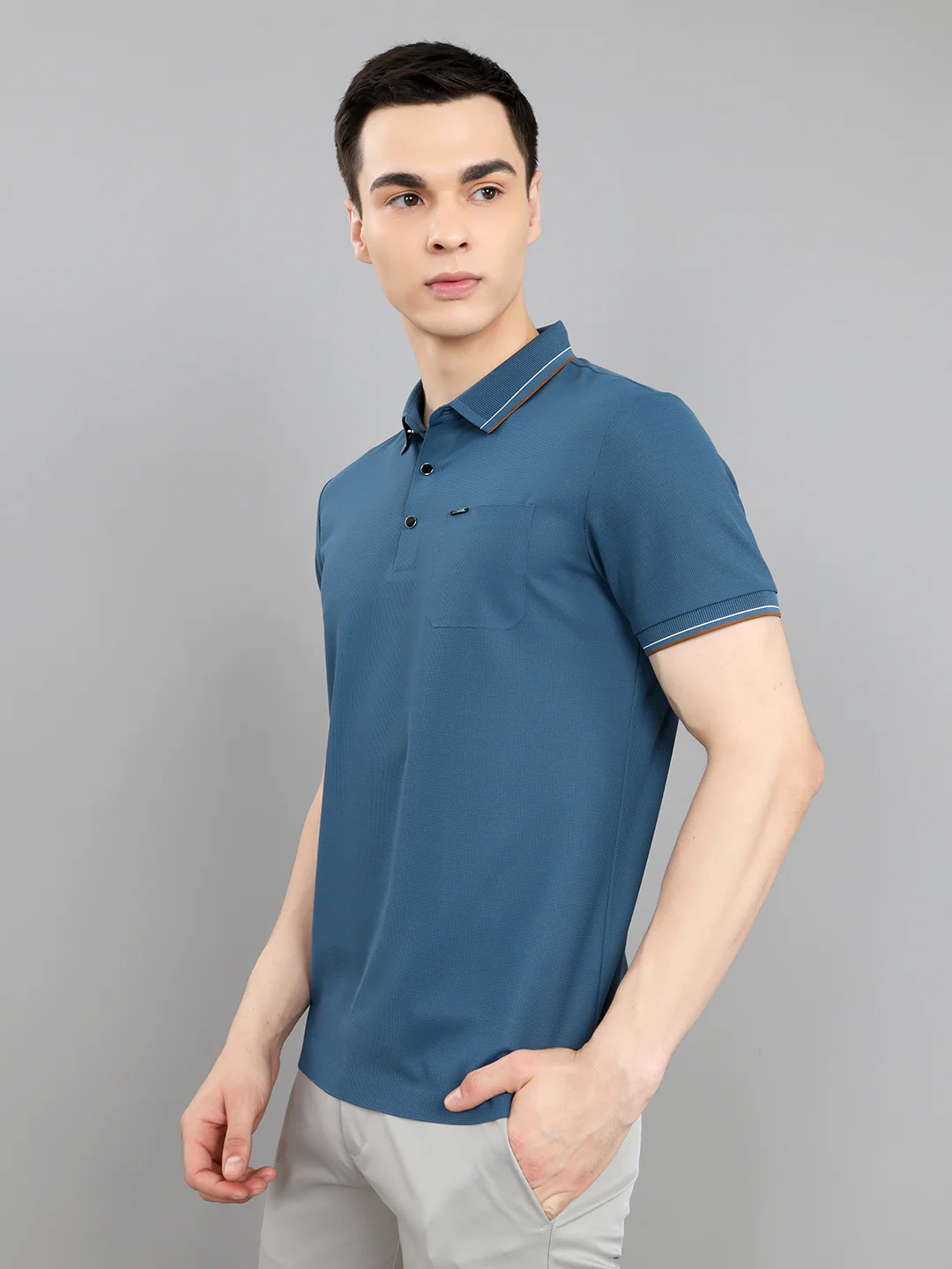 Men Blue Solid Collar Half Sleeve T-Shirt - Image 2