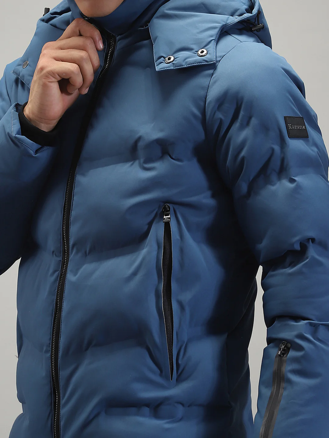 Men Blue Solid Hooded Full Sleeve Jacket - Image 6