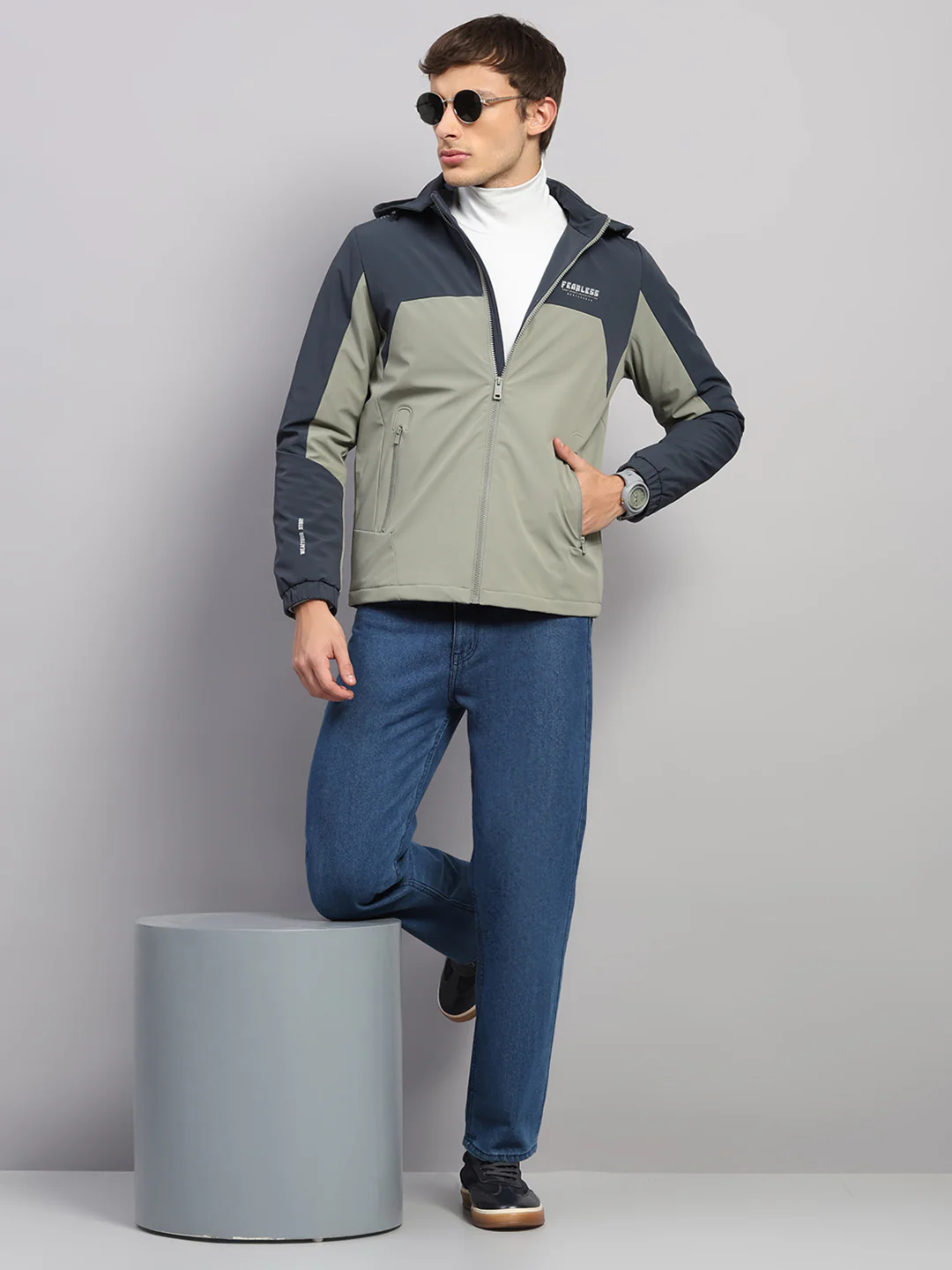 Men Blue Solid Hooded Full Sleeve Jacket - Image 2