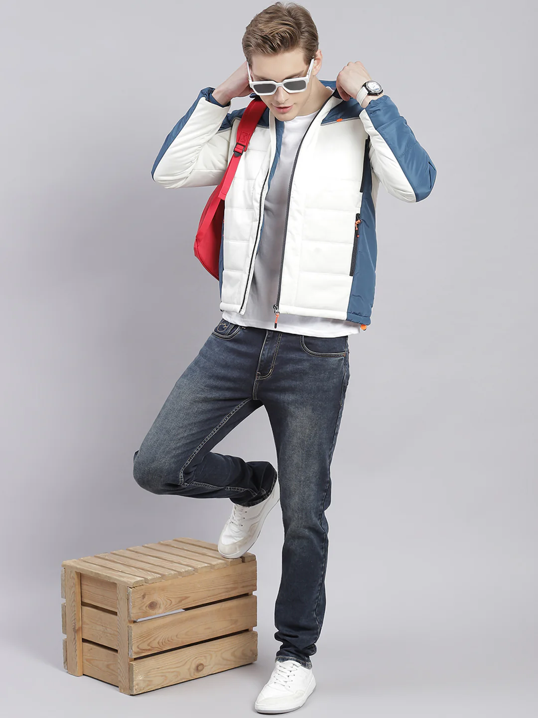 Men Blue Solid Hooded Full Sleeve Jackets - Image 2