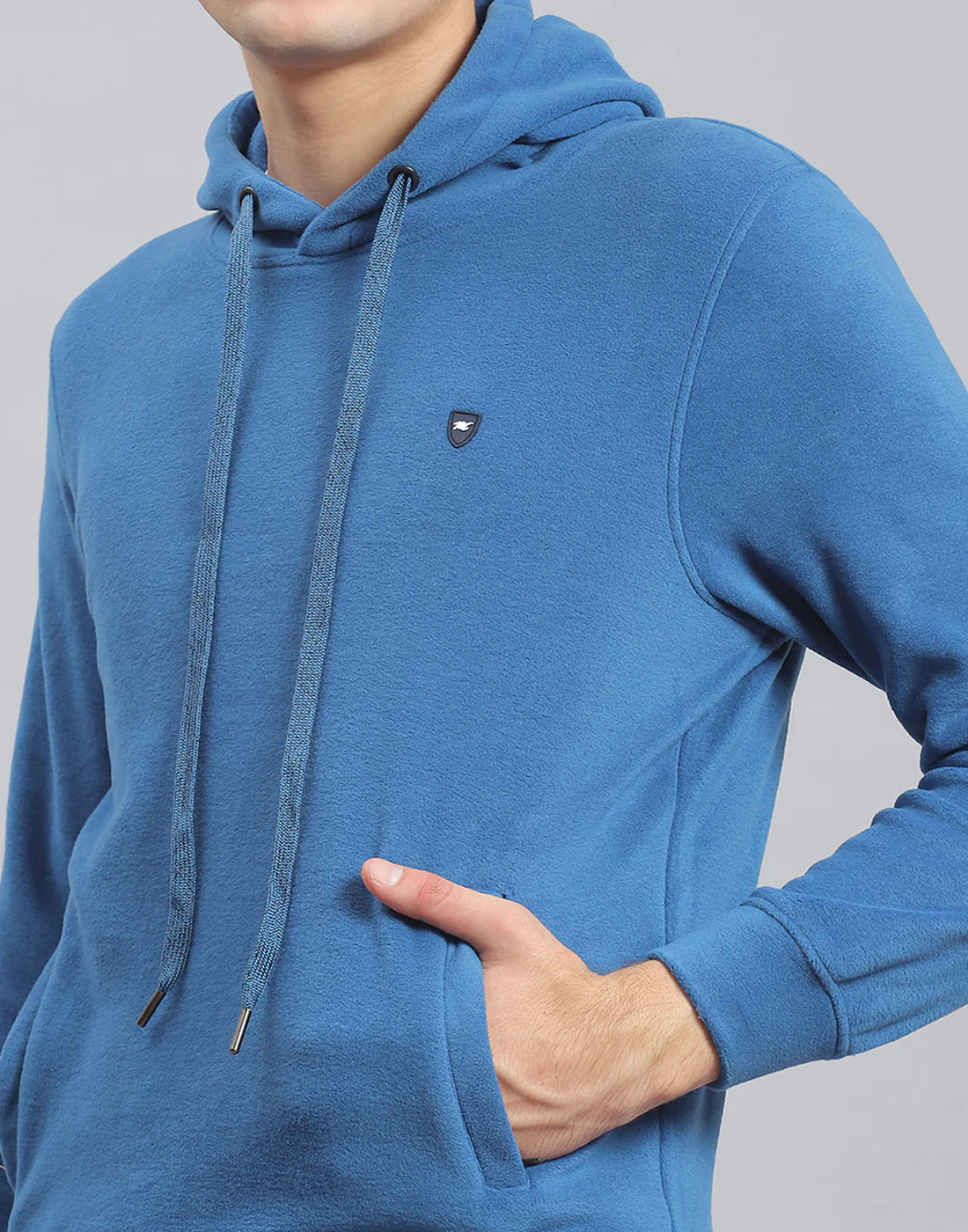 Men Blue Solid Hooded Full Sleeve Tracksuit - Image 8