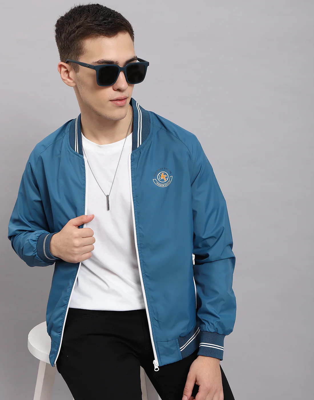 Men Blue Solid Mock Neck Full Sleeve Jacket - Image 6
