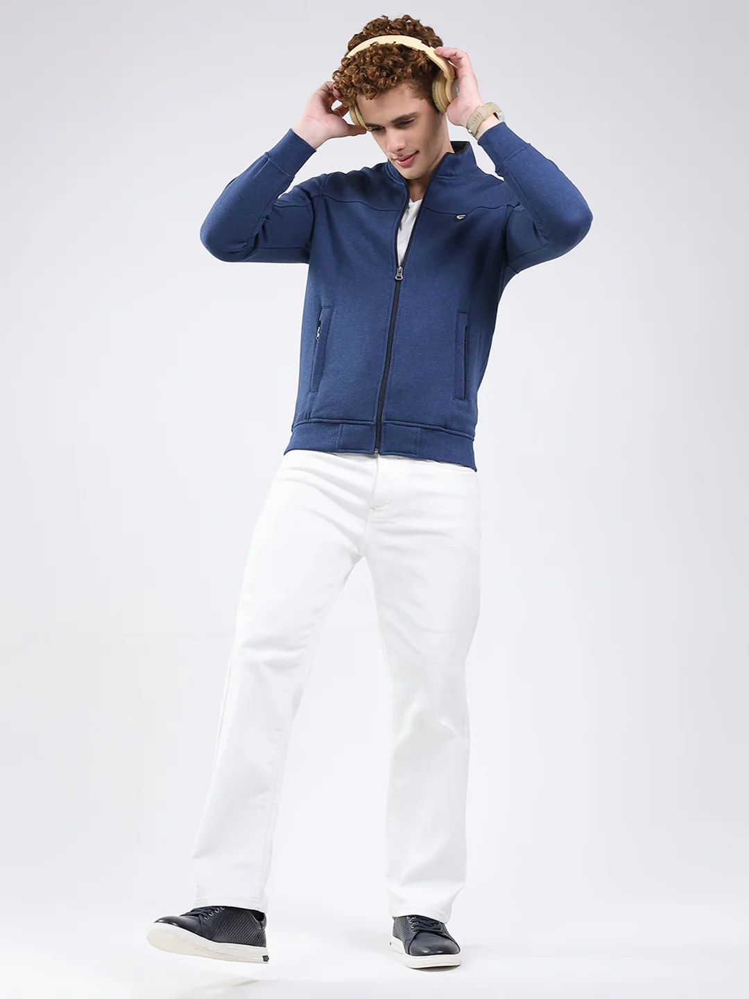 Men Blue Solid Mock Neck Full Sleeve Sweatshirt - Image 2