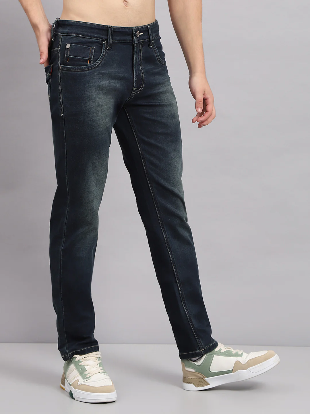 Men Blue Solid Narrow Fit Denim - Image 4