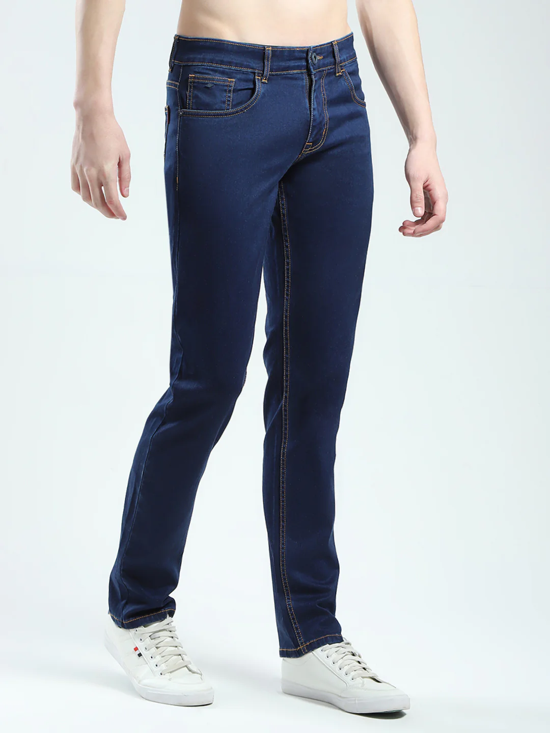 Men Blue Solid Narrow Fit Denim - Image 4