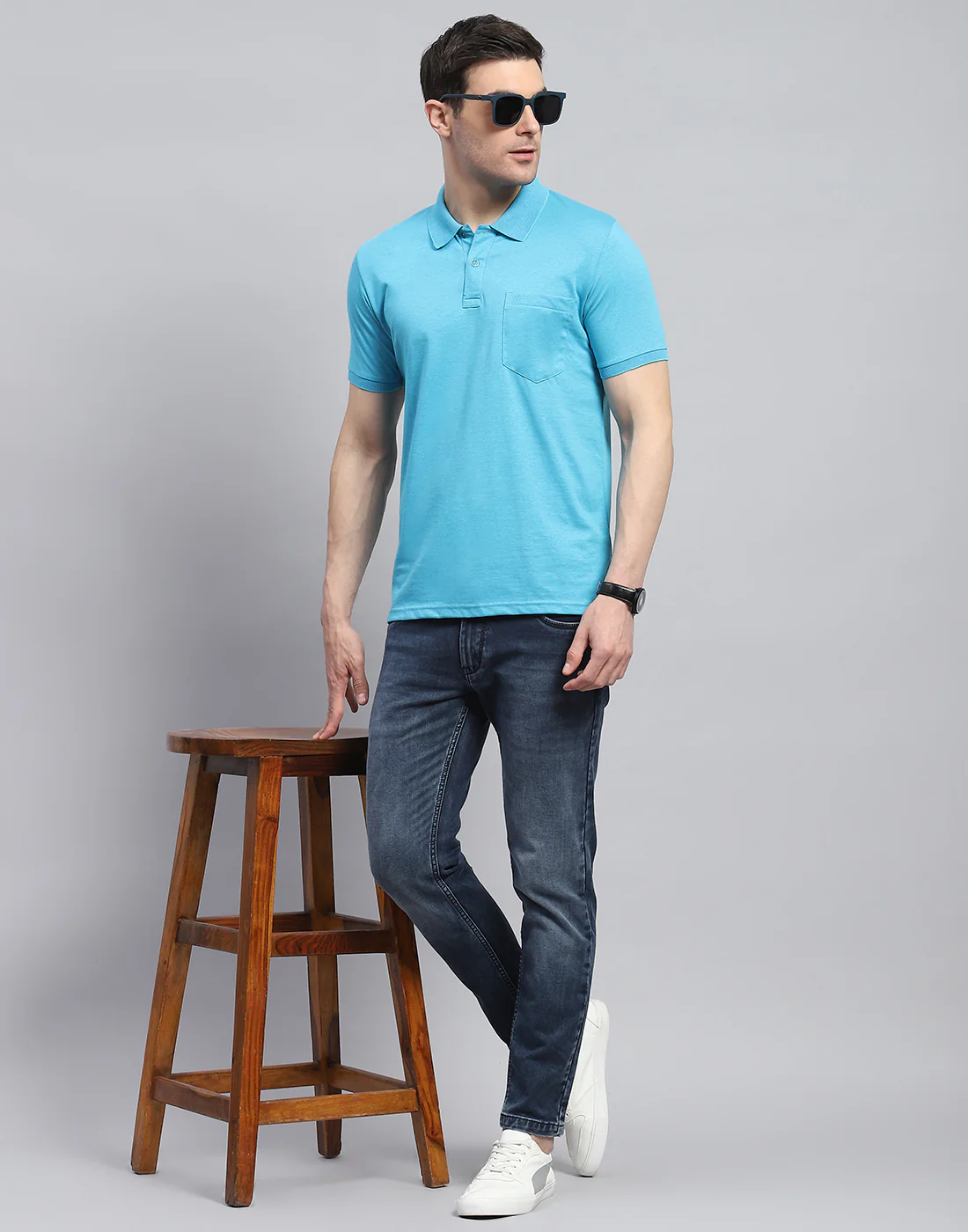 Men Blue Solid Polo Collar Half Sleeve T-Shirt - Image 2