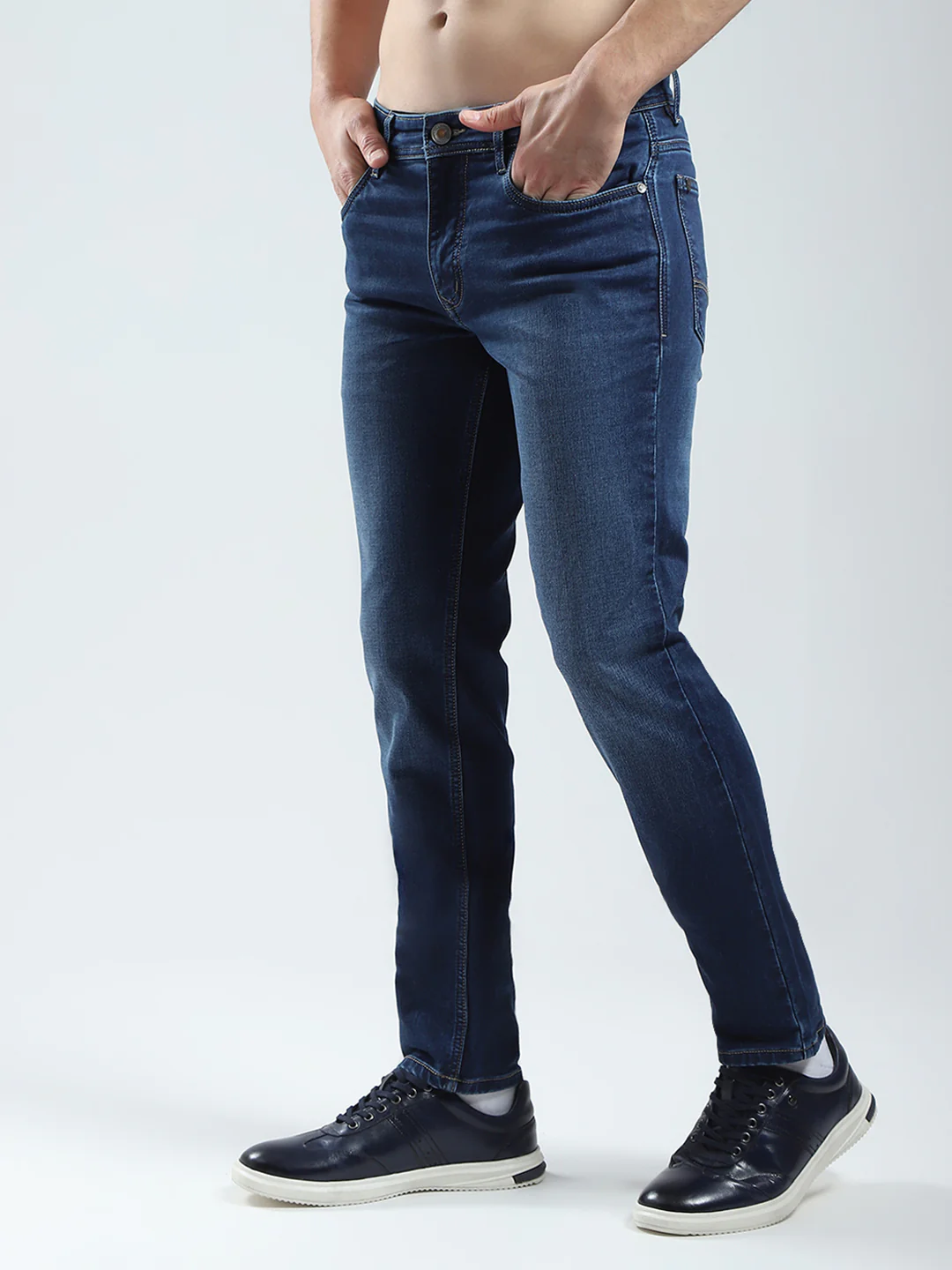 Men Blue Solid Narrow Fit Denim - Image 3