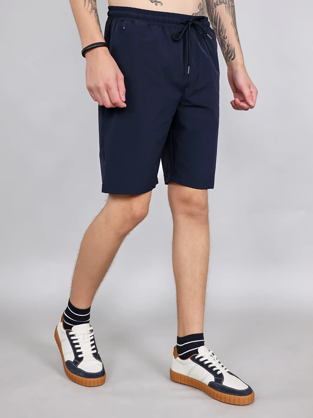 Men Blue Solid Regular Fit Shorts - Image 3