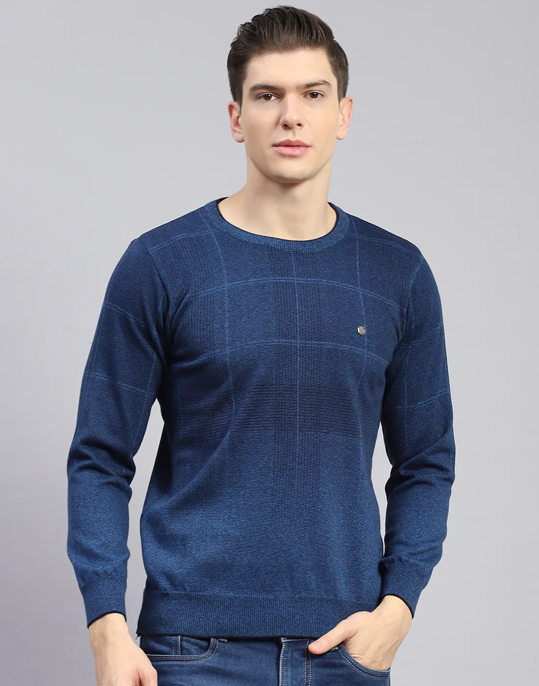 Men Blue Solid Round Neck Full Sleeve Sweater - Image 3