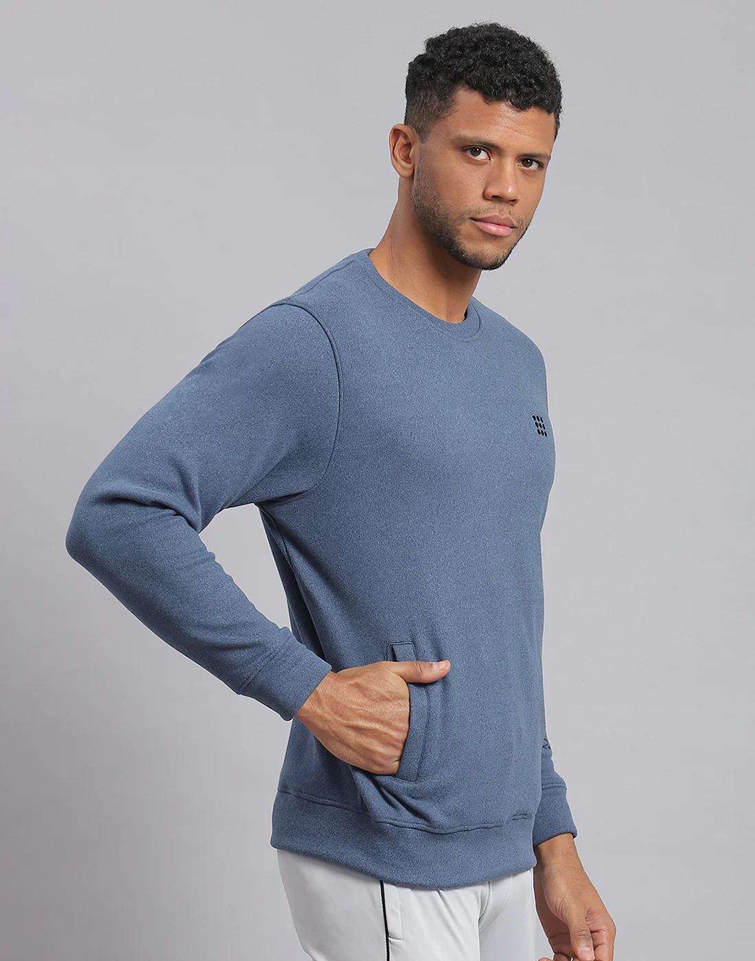 Rock.it Men Blue Solid Round Neck Full Sleeve Sweatshirt - Image 4