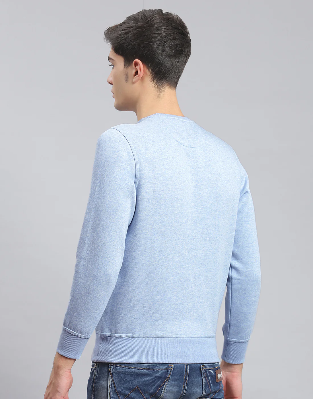 Men Blue Solid Round Neck Full Sleeve Sweatshirt - Image 5