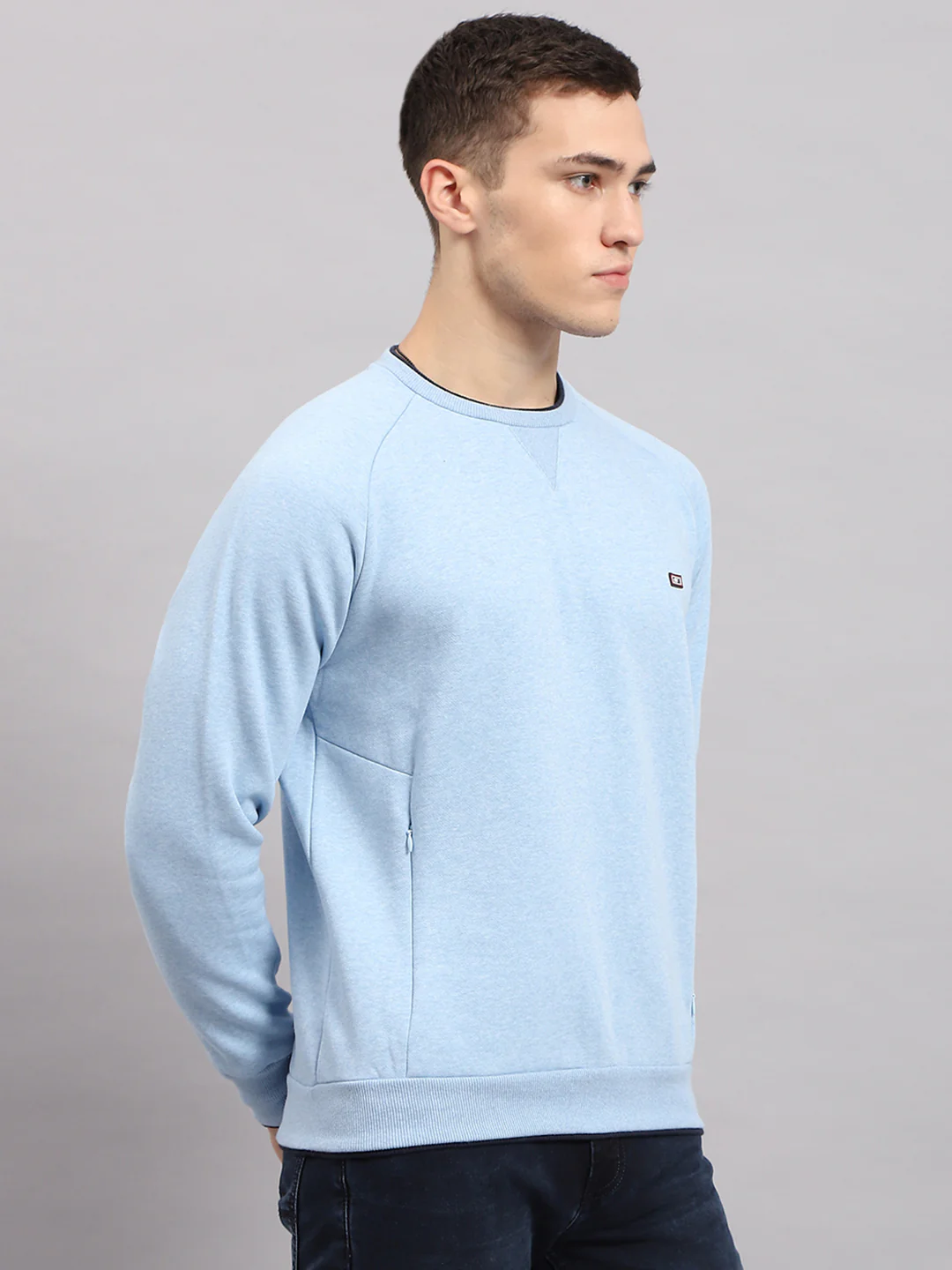 Men Blue Solid Round Neck Full Sleeve Sweatshirt - Image 4