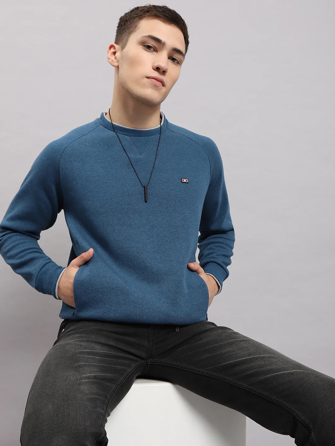 Men Blue Solid Round Neck Full Sleeve Sweatshirt - Image 6