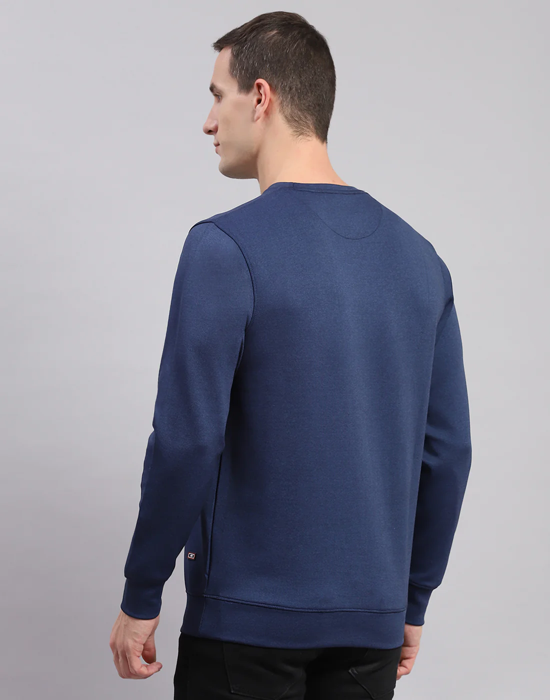Men Blue Solid Round Neck Full Sleeve Sweatshirts - Image 5