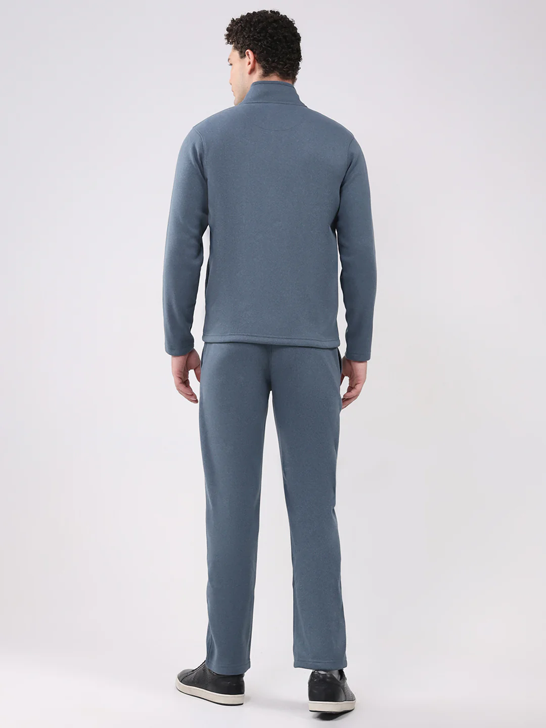 Men Blue Solid Round Neck Full Sleeve Winter Tracksuit - Image 5