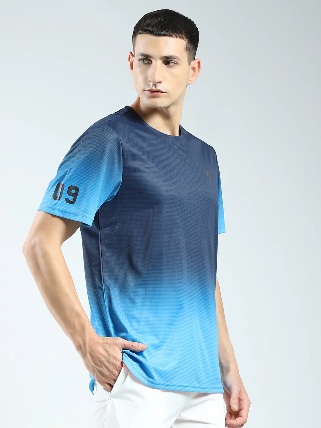 Rock.it Men Blue Solid Round Neck Half Sleeve T-Shirt - Image 4