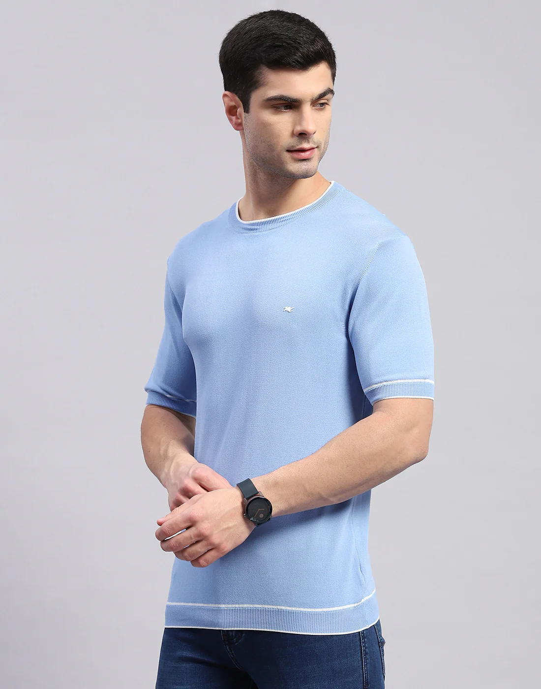 Men Blue Solid Round Neck Half Sleeve T-Shirt - Image 3