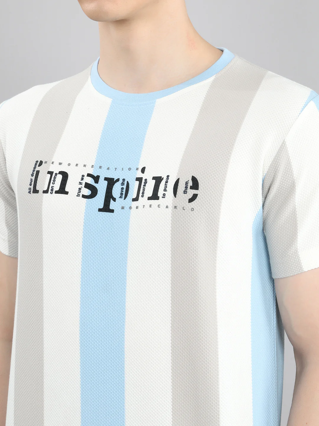 Men Blue Solid Round Neck Half Sleeve T-Shirt - Image 5