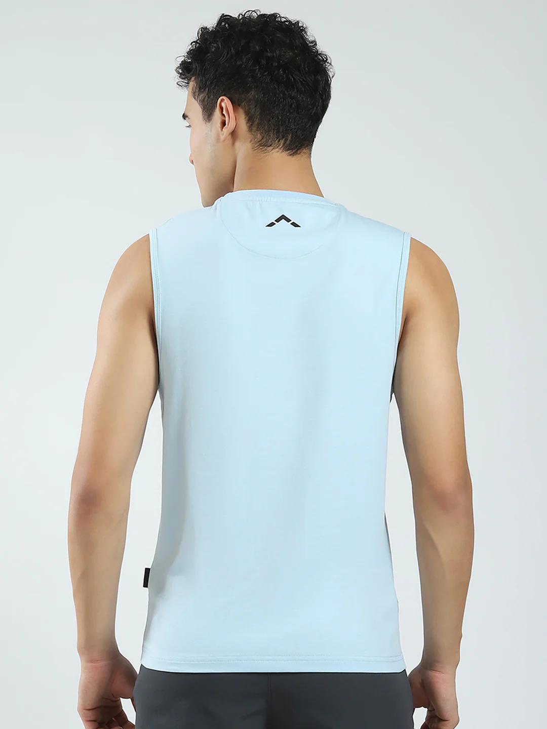 Rock.it Men Blue Solid Round Neck Sleeveless T-Shirt - Image 5