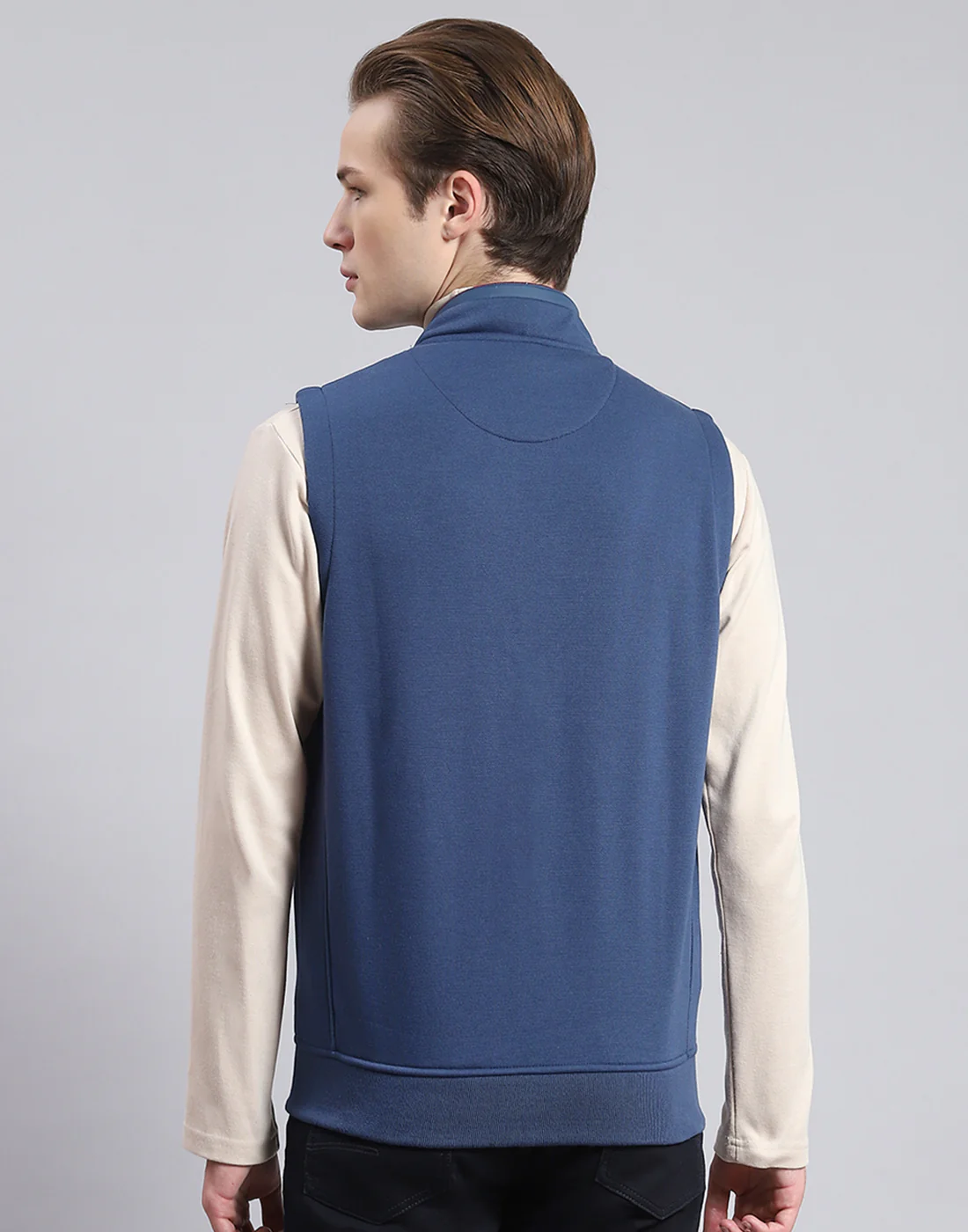 Men Blue Solid Stand Collar Sleeveless Sweatshirt - Image 5