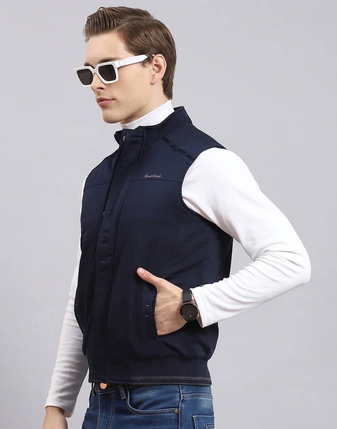 Men Blue Solid Stand Collar Sleeveless Jacket - Image 4