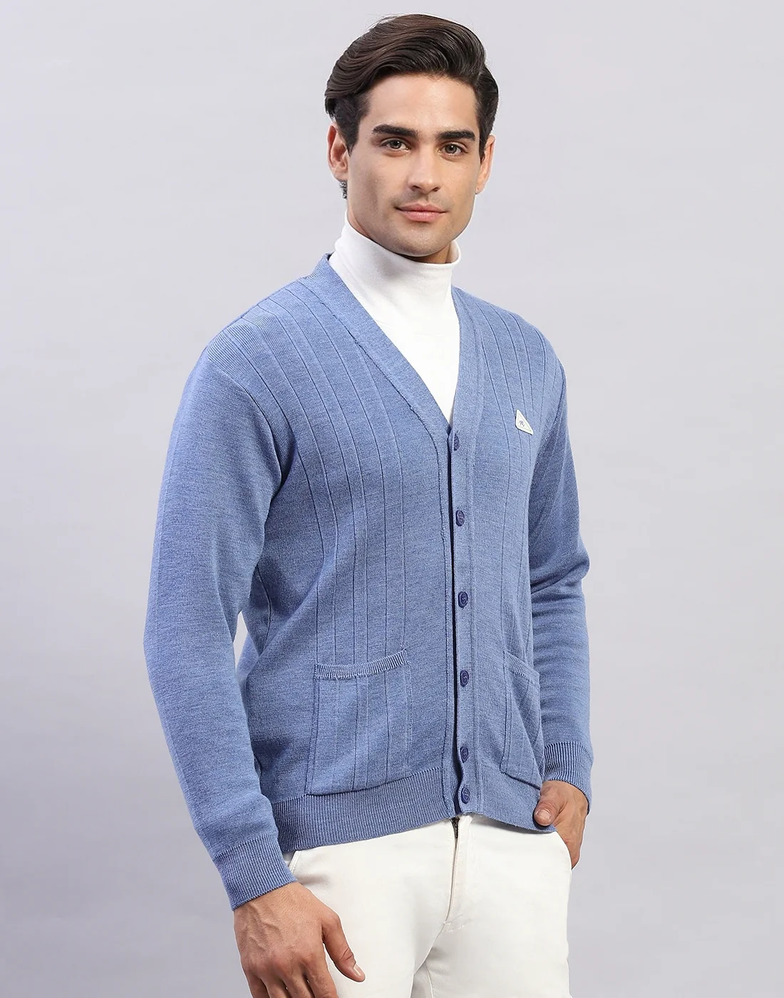 Men Blue Solid V Neck Full Sleeve Cardigan - Image 4