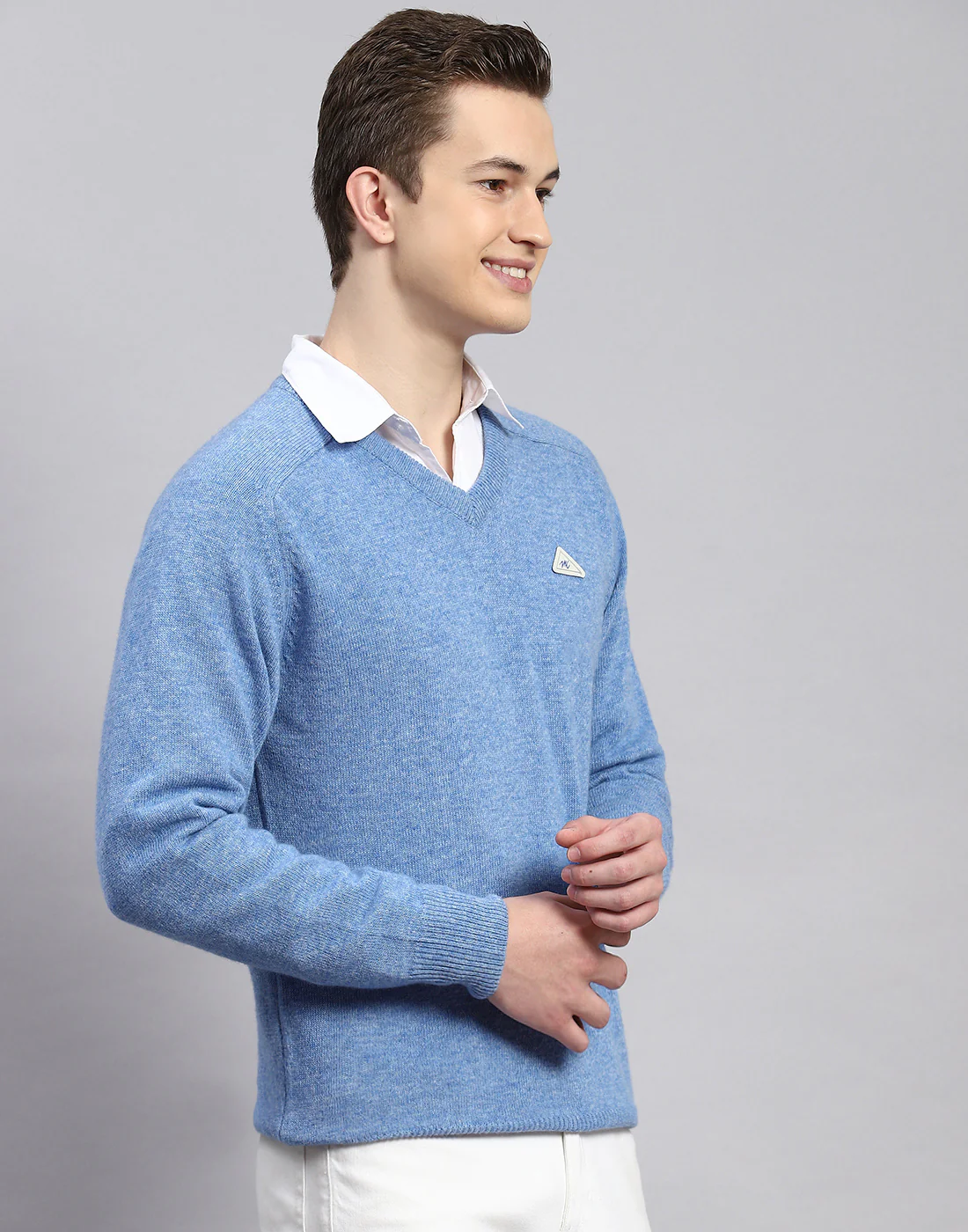 Men Blue Solid V Neck Full Sleeve Pullover - Image 3