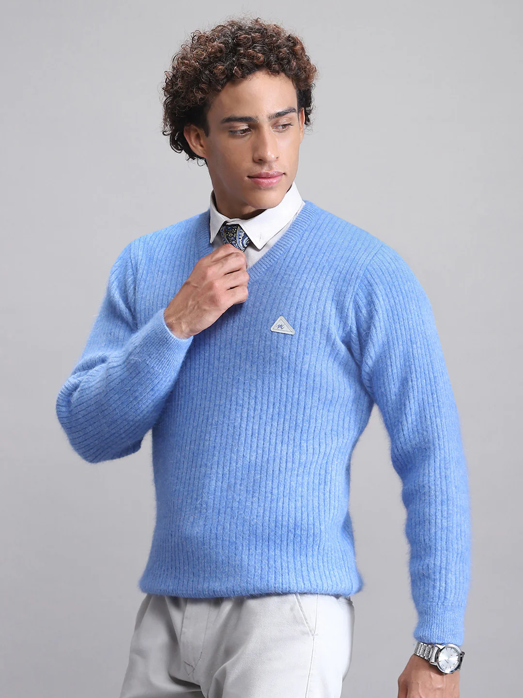 Men Blue Solid V Neck Full Sleeve Pullover - Image 3