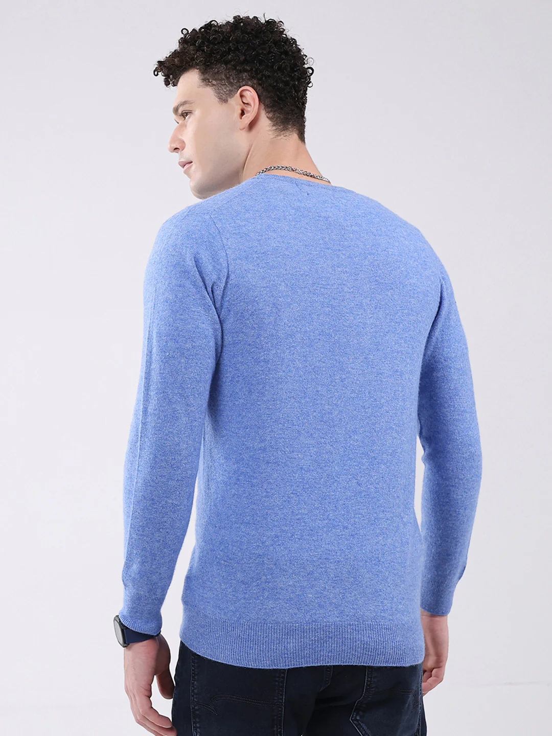 Men Blue Solid V Neck Full Sleeve Pullover - Image 5