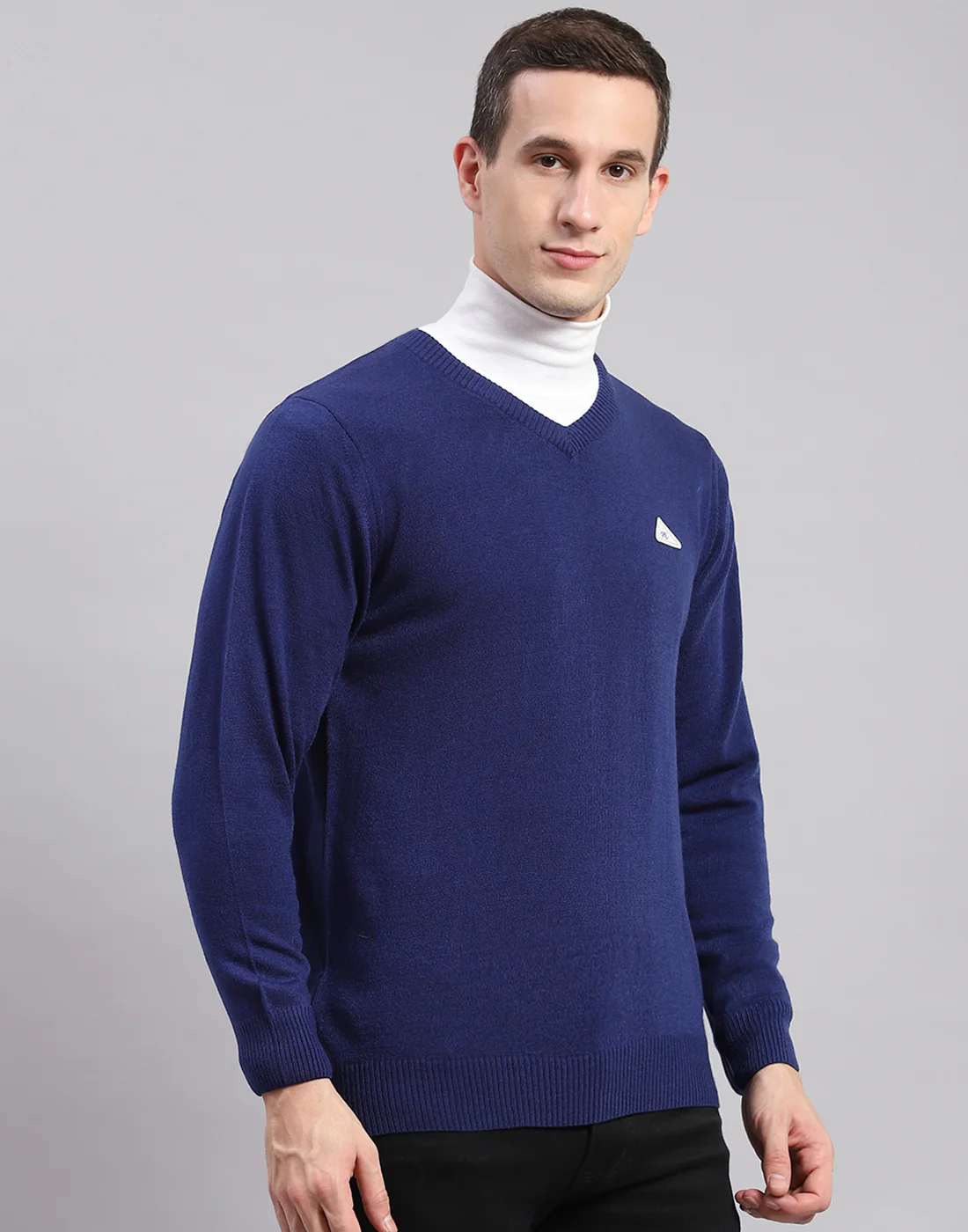 Men Blue Solid V Neck Full Sleeve Sweaters/Pullovers - Image 4