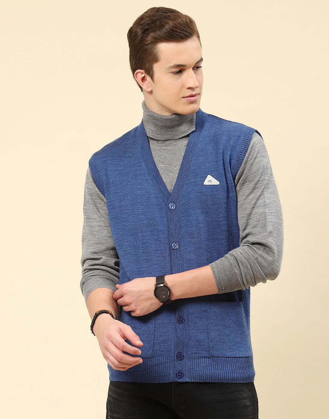 Men Blue Solid V Neck Sleeveless Cardigan - Image 2