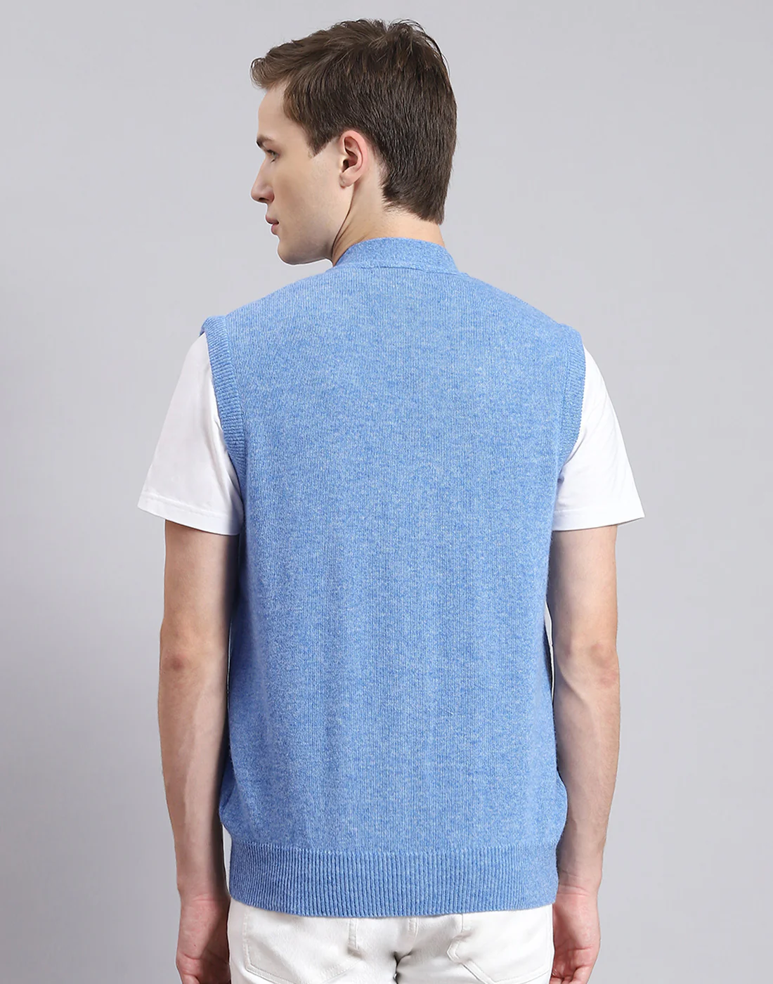 Men Blue Solid V Neck Sleeveless Sweater - Image 5