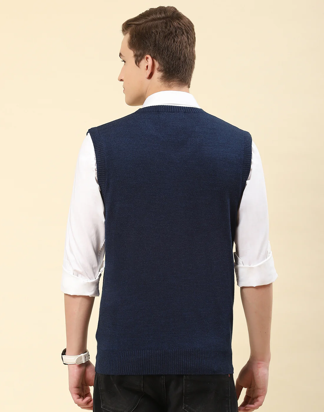 Men Blue Solid V Neck Sleeveless Sweater - Image 5