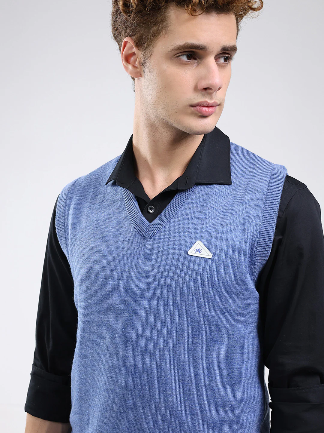 Men Blue Solid V Neck Sleeveless Sweater - Image 6