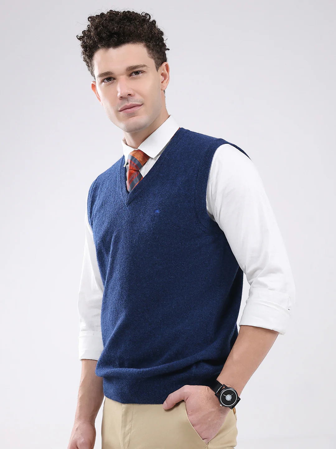 Men Blue Solid V Neck Sleeveless Sweater - Image 3