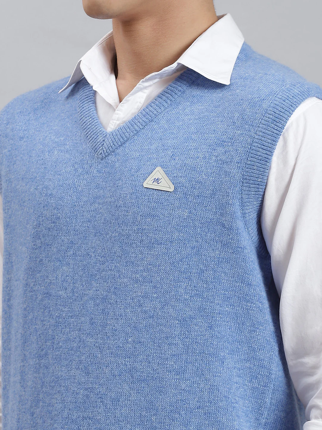 Men Blue Solid V Neck Sleeveless Sweaters/Pullovers - Image 6