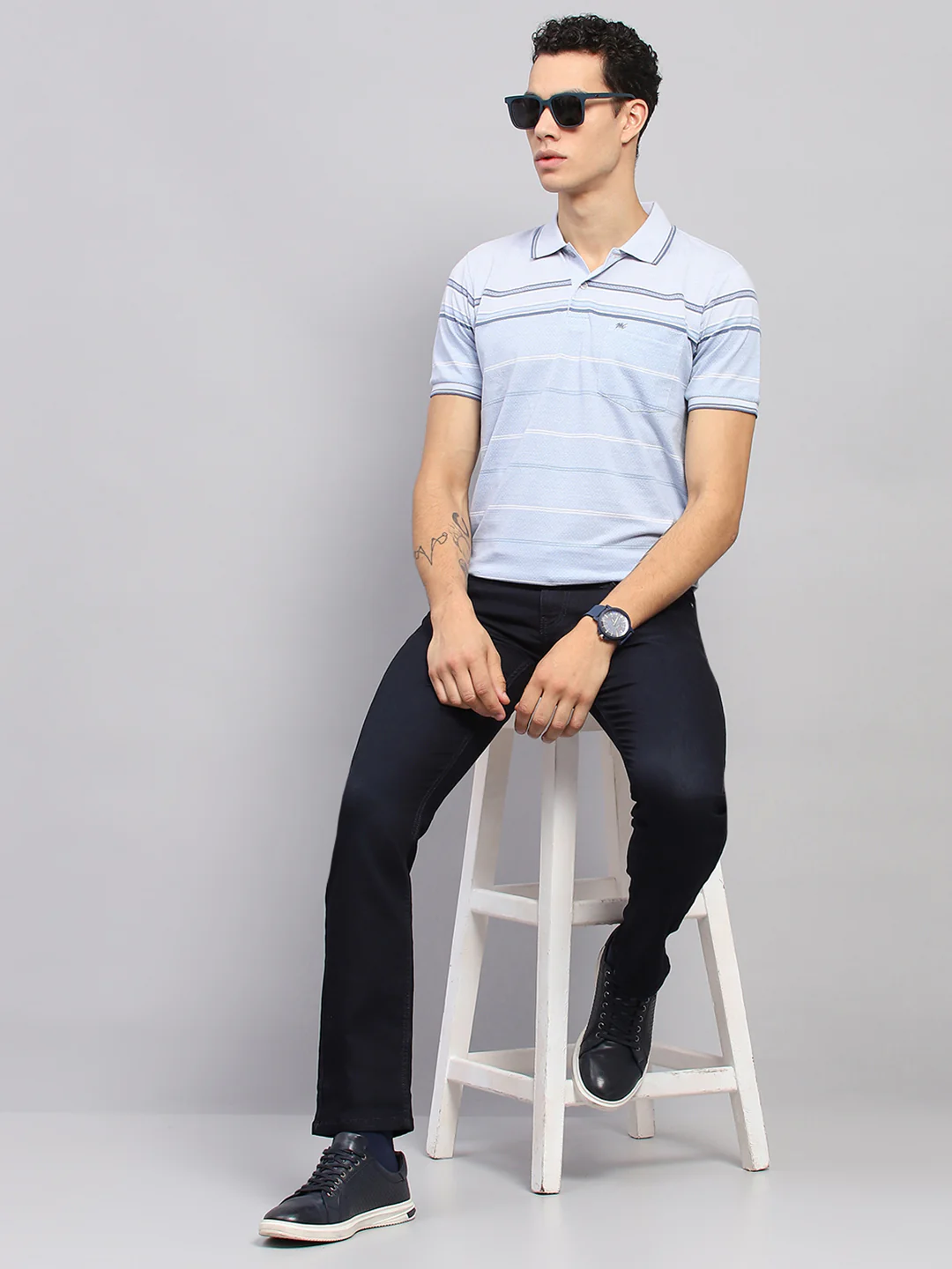 Men Blue Stripe Collar Half Sleeve T-Shirt - Image 2