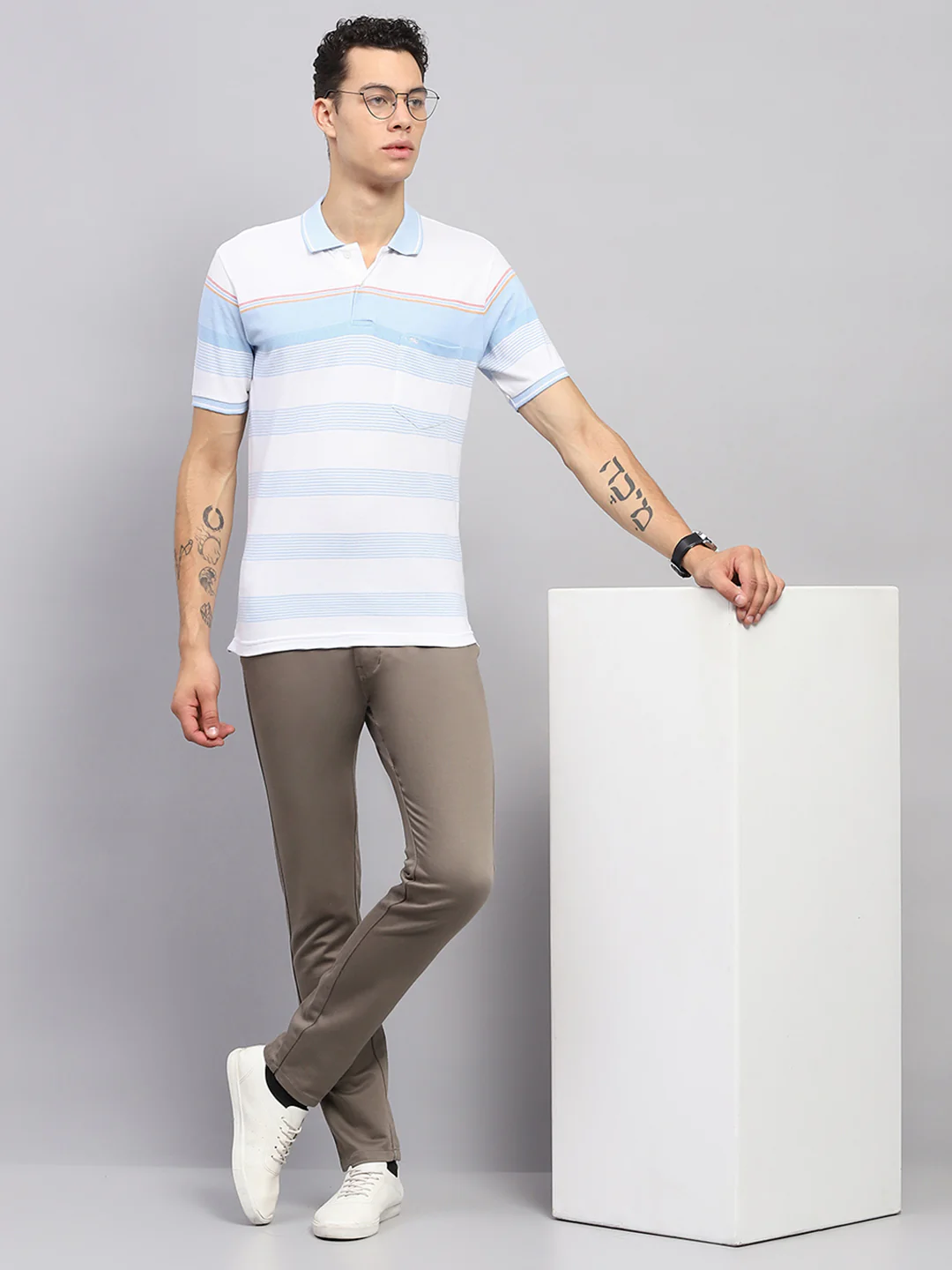 Men Blue Stripe Collar Half Sleeve T-Shirt - Image 2