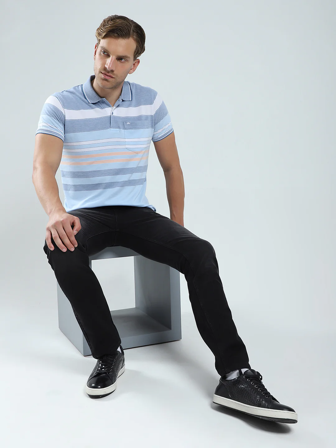 Men Blue Stripe Collar Half Sleeve T-Shirt - Image 2