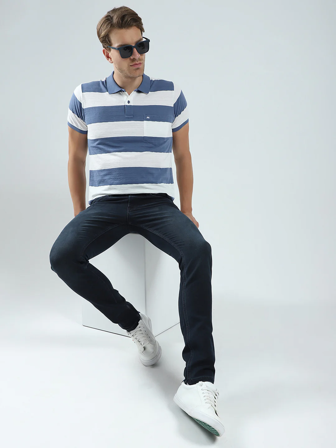 Men Blue Stripe Collar Half Sleeve T-Shirt - Image 2
