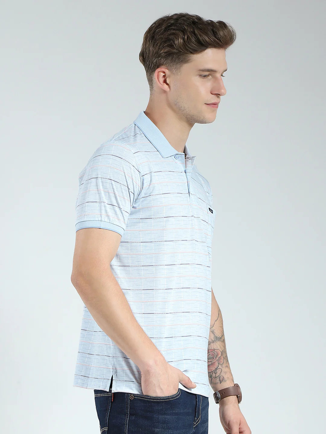 Men Blue Stripe Collar Half Sleeve T-Shirt - Image 4