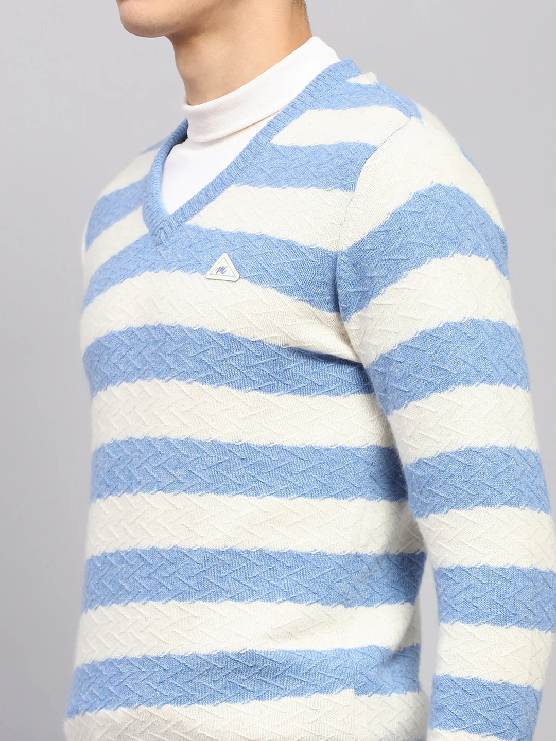 Men Blue Stripe V Neck Full Sleeve Pullover - Image 6